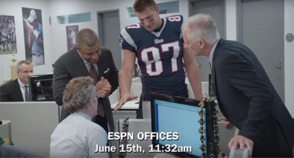 When someone comes into work w/ a new ring -- watch <a href="/RobGronkowski/">Rob Gronkowski</a> in "This is <a href="/SportsCenter/">SportsCenter</a>": patriots.com/news/2015/08/1…