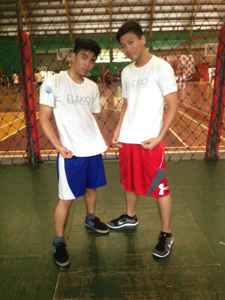 _jasonmison's tweet photo. Matchy with @rgforonce #EleXIo #ChancesChoicesChanges #DNIED http://t.co/jO0JHBh4Lc