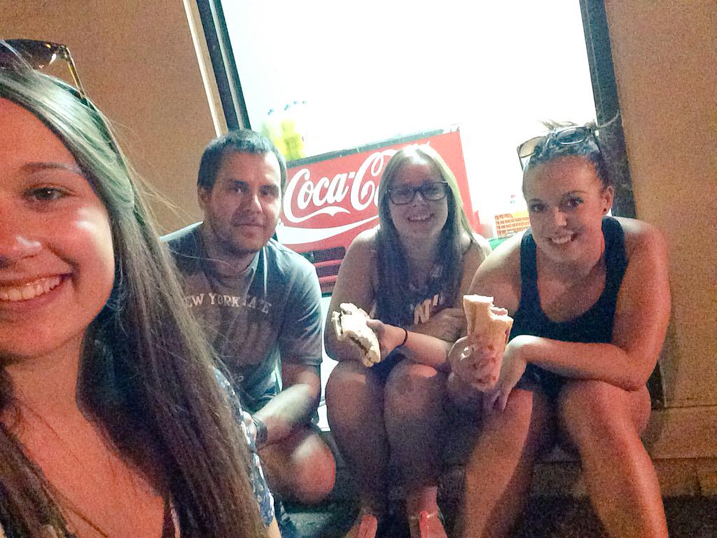 naomigimenez1's tweet photo. #Preferia😎😎😎❤️❤️ http://t.co/e8JE9WdNzB