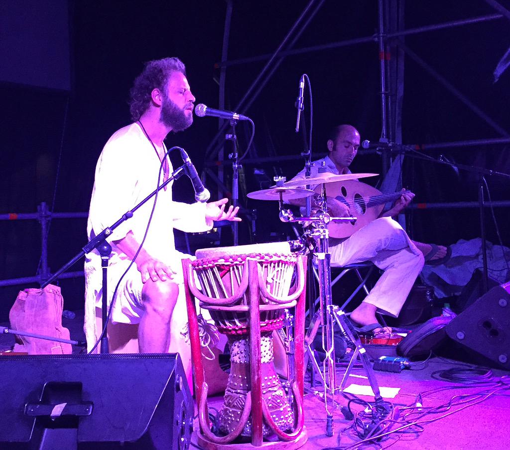 boqeronesnadama's tweet photo. Ahora mismo Asíkides en el escenario Martini. Música tradicional griega en el #WhiteSummer15 http://t.co/sGuplBxi2R