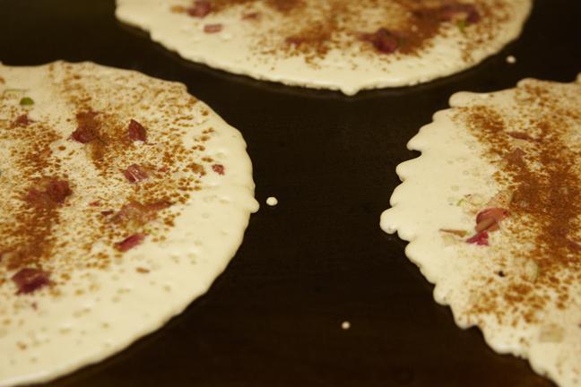 TKARoadhouse's tweet photo. #sourdough #hotcakes on the griddle! what's your fav hotcake at the #tkaroadhouse? blueberry? chocolate chip? #alaska http://t.co/qc2FMQkn1S