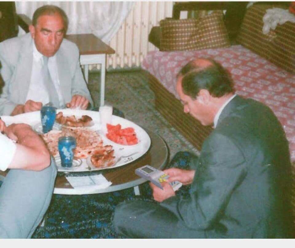 AyhanKiskac's tweet photo. Bahçeli koalisyonda olmamayı Tetris'e zaman ayıramadığı için istememiş.Resim Herşeyi anlatıyor. http://t.co/1ak3CK6jFb
