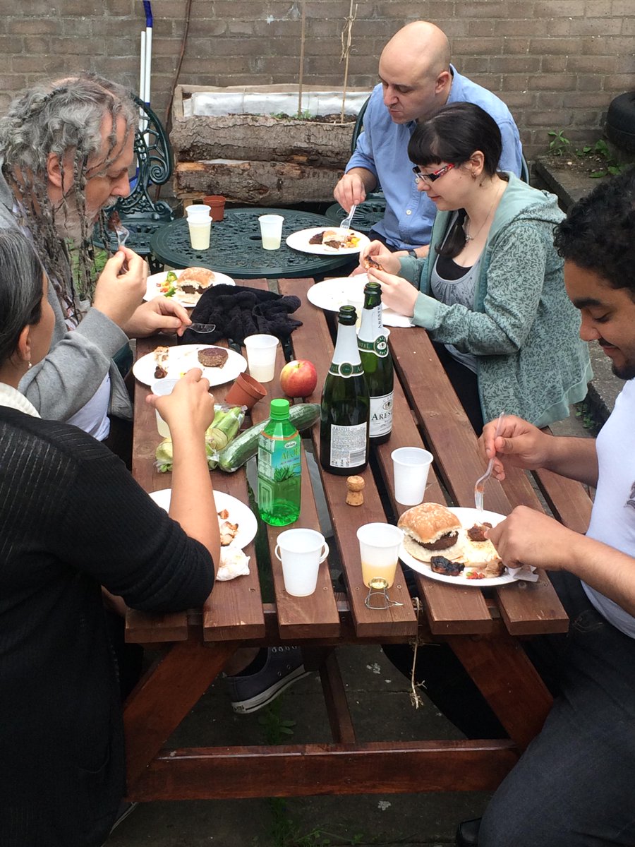 RhiannonLawton's tweet photo. Many thanks for a super @TEotS_UK #StormDay @elisecentre! @CarlyAnneJones @TonyMitsinga @Katrina_KD @TSLC777 &amp; others http://t.co/3cTxE9Epbp