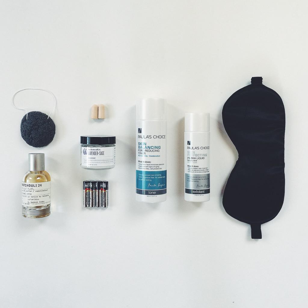 tiflop's tweet photo. *VBLOG* Save time and keep your head from exploding 💥 while packing ➕ top beauty essentials list 🔗 IN BIO http://t.co/5k9SERO7D3