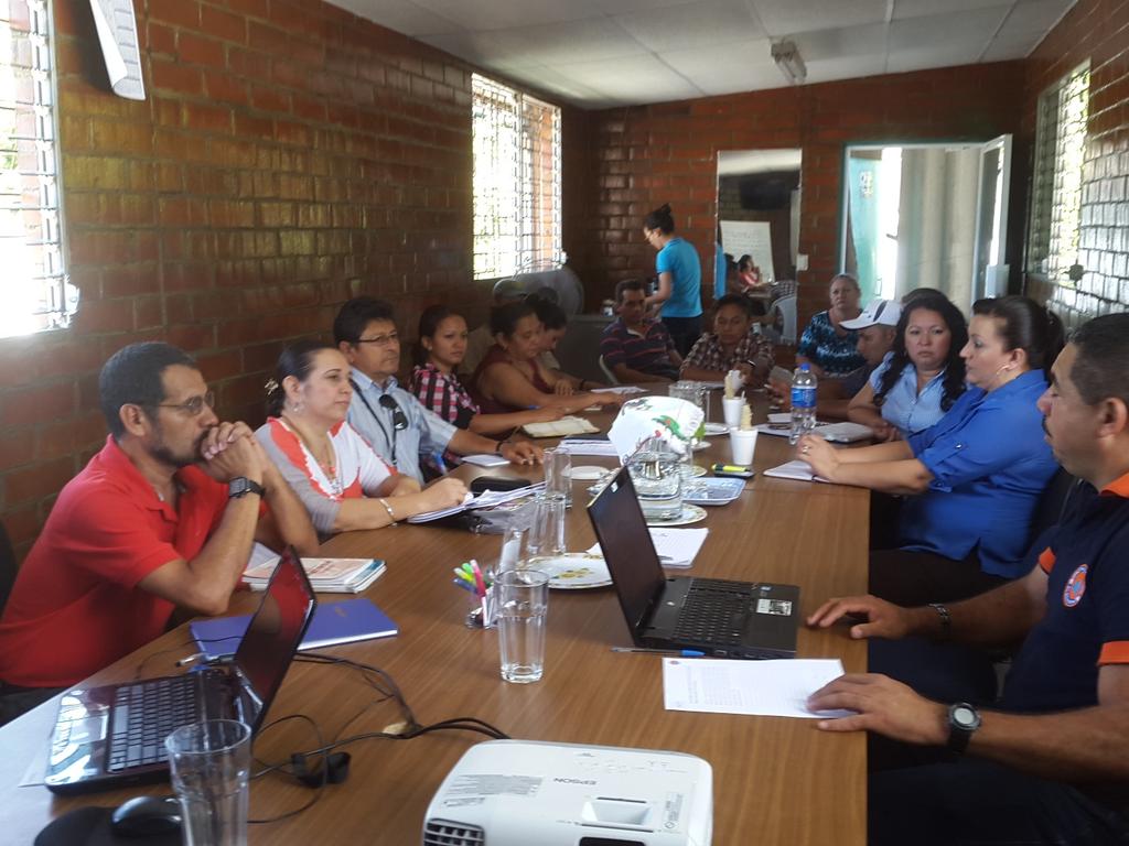 Acomalapa1's tweet photo. Reunión de Protección Civil y Concejo Municipal de Comalapa http://t.co/ANNdn3MROR