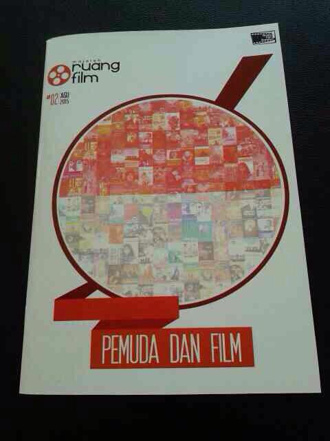 RuangFilm_'s tweet photo. Dirgahayu RI yang ke 70 🇮🇩 sekaligus launching edisi kedua majalah ruang film http://t.co/qv1IJE5TPP