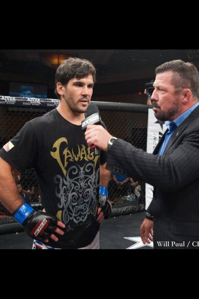JRobo33's tweet photo. Last 3 fights, 3 first Round KO's! @danawhite sign this kid!! @LennyWheeler45 #TheShowStealer http://t.co/huupieBGut