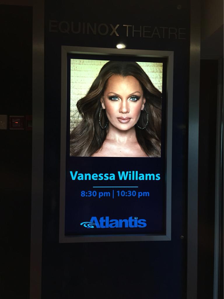jpbuchmeyer's tweet photo. In line this morning with Vanessa Williams getting lattes. Her daughter is here. #youcallthathoney #fb http://t.co/67AZgBdX97