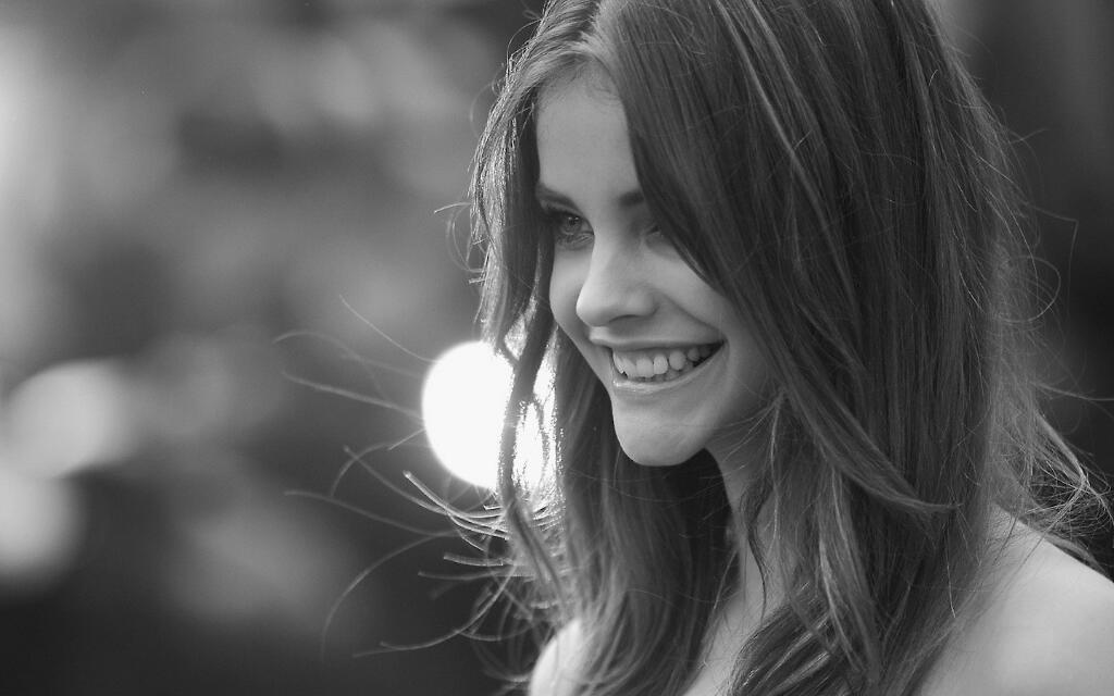 angelbecedas's tweet photo. #ILoveBarbaraPalvinBecause she is just perfect http://t.co/s8nX4LUJvh