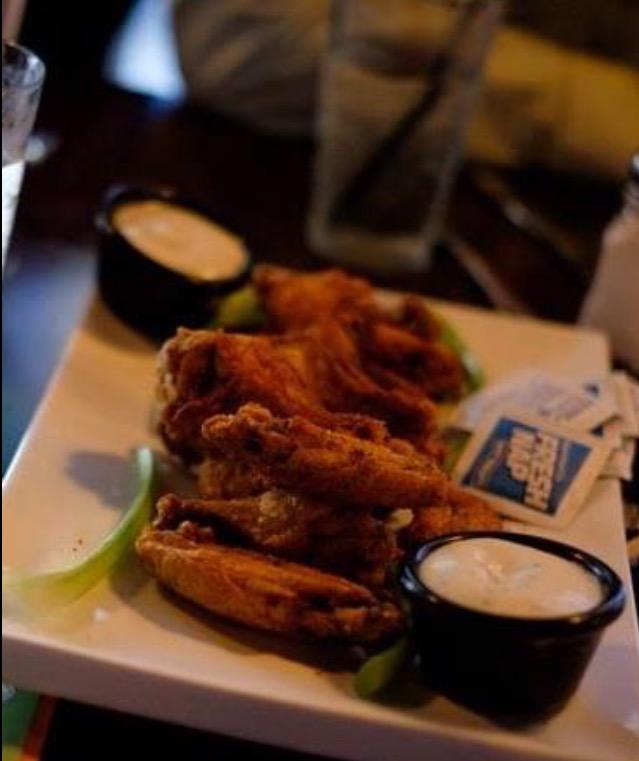 CorgansPubHouse's tweet photo. Mondays are for wings &amp; beer! Tonight-Happy Hour 4-7, discounted pitchers 4-9, and 50 CENT WINGS 4-10. See you soon! http://t.co/yRuNnFkNbh