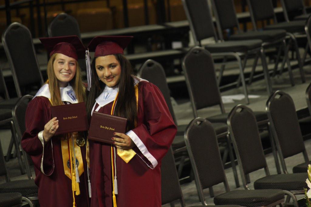 ameraelsayed_'s tweet image. Happy Birthday to my Best Friend  @liz_miller22! Thankful for all the memories we've shared. Gonna miss you so much 💖