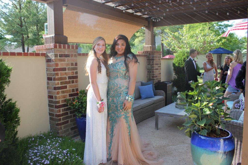 ameraelsayed_'s tweet image. Happy Birthday to my Best Friend  @liz_miller22! Thankful for all the memories we've shared. Gonna miss you so much 💖