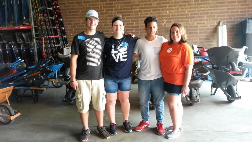 CltToolBank's tweet image. Another awesome group of#volunteers from @ElevOutreach @elevation_wrshp @kferlic9 @JamieBMe #cleantools#support