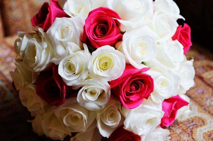 Atirgullar ochdi chiroy. Красивый букет. Шикарный букет цветов. Шикарный букет роз. Красивые цветы букеты Роскошные.
