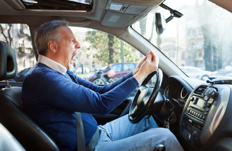 davemchugh's tweet image. One of the most annoying habits is the over-use of the horn: bit.ly/1TPmJ0f from @MetroDCDJs #DrivingInsanity