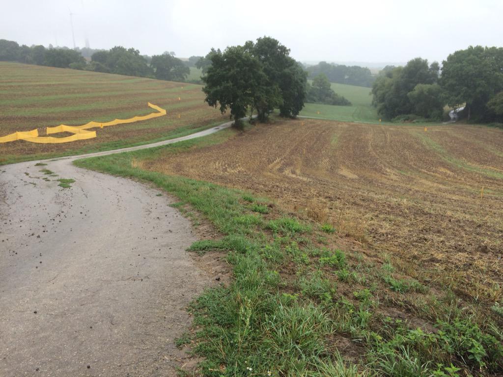 OfficialWRC's tweet photo. Stage 1 Sauertal, really nice stage, fast &amp; flowing, quite a lot of mud around at the moment. #WRC #adacrallyehub http://t.co/XpcVhZrUQl