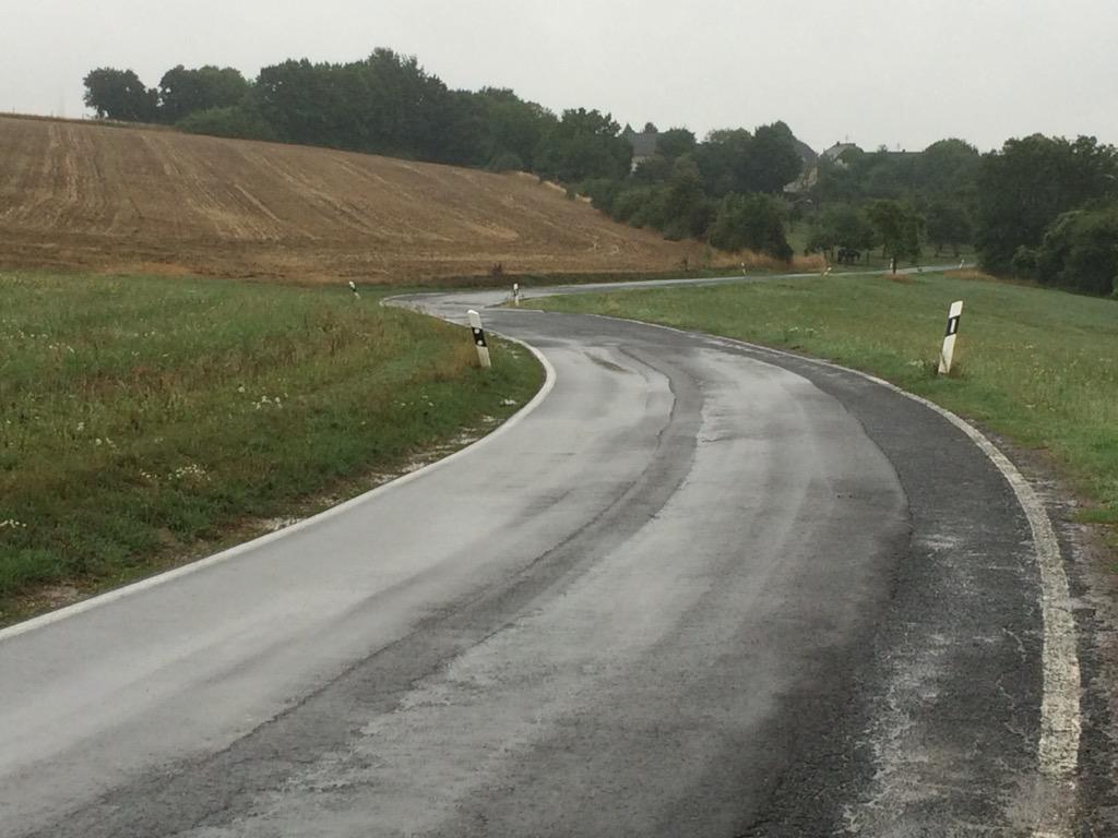 OfficialWRC's tweet photo. Stage 1 Sauertal, really nice stage, fast &amp; flowing, quite a lot of mud around at the moment. #WRC #adacrallyehub http://t.co/XpcVhZrUQl