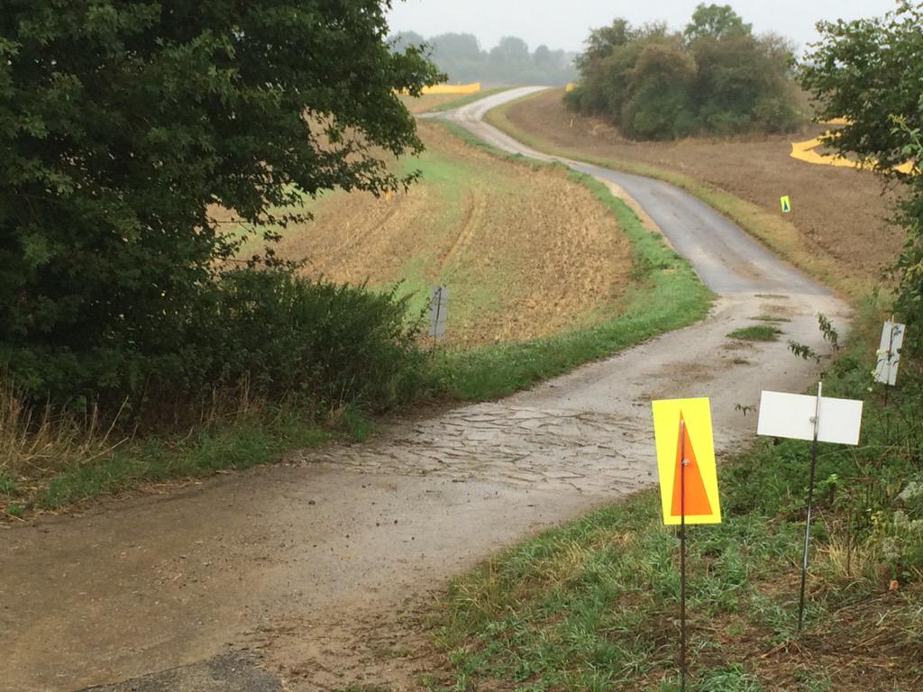 OfficialWRC's tweet photo. Stage 1 Sauertal, really nice stage, fast &amp; flowing, quite a lot of mud around at the moment. #WRC #adacrallyehub http://t.co/XpcVhZrUQl