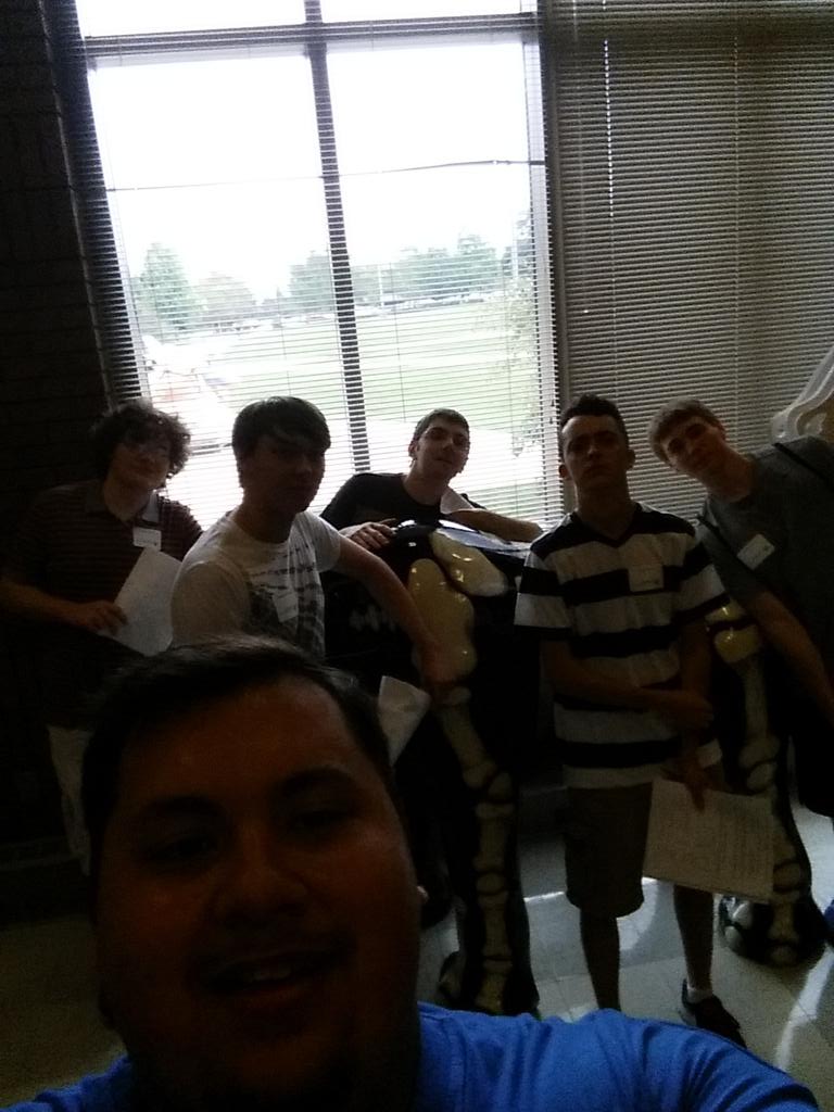 NoWhereMan___'s tweet photo. @HonorDons http://t.co/hqDKR5IhVj