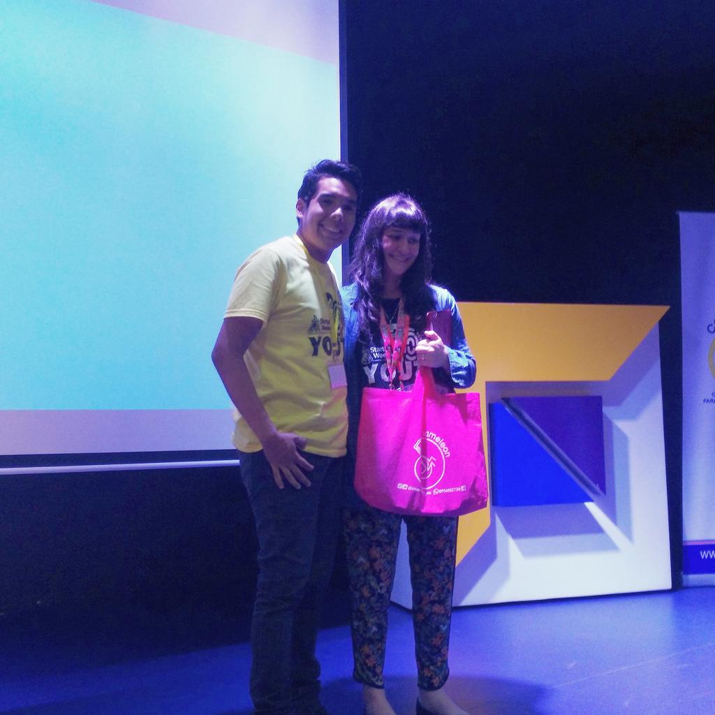 Chameleon_ec's tweet photo. Felicidades Ivanna Brauer! Por ser la ganadora de uno de nuestros grandiosos productos! #Chameleon #SWYGYE http://t.co/WcDHlwZnOm