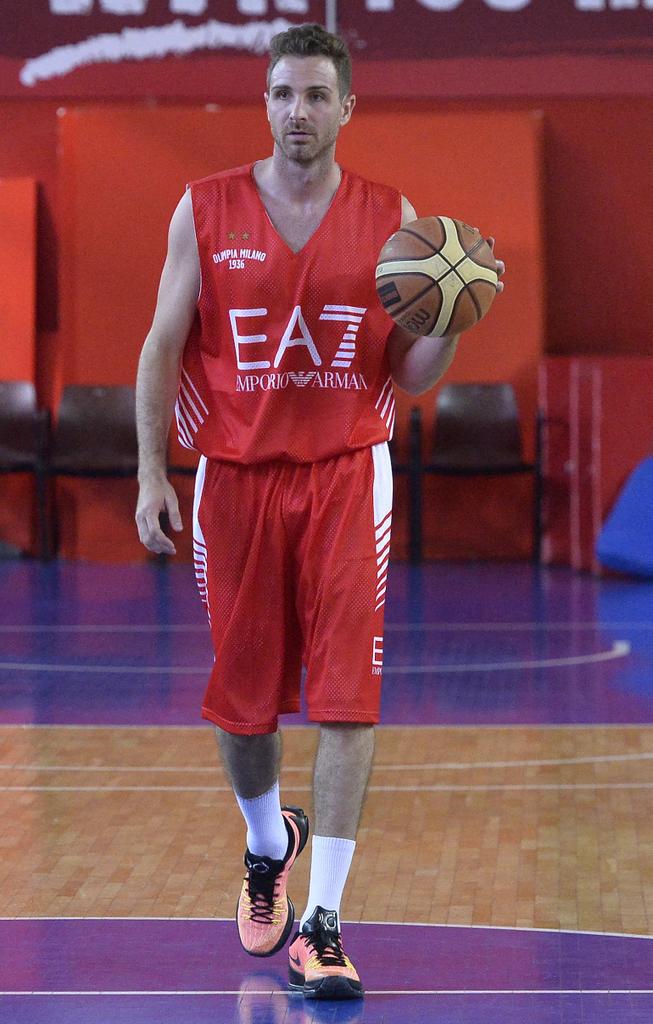 Olimpia Milano tweet media