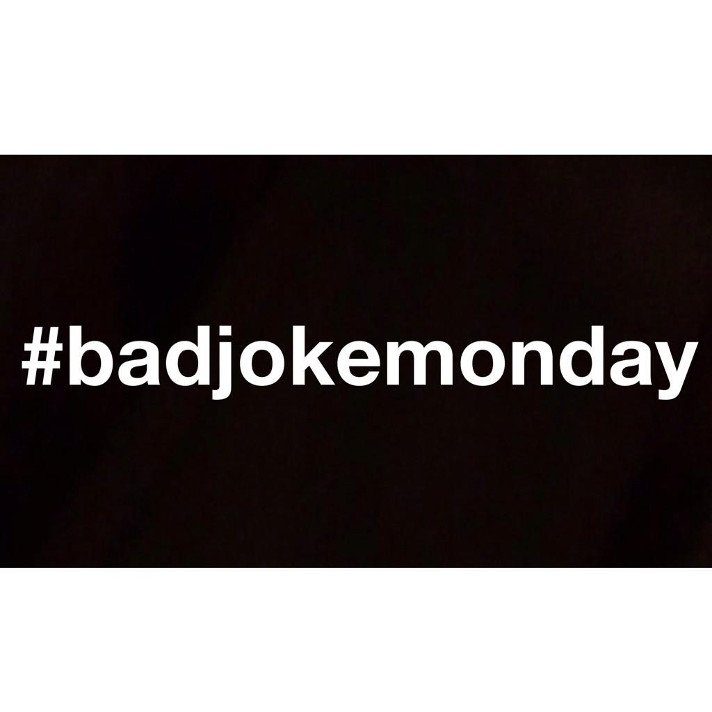 sleep4dreaming's tweet photo. What do you give a sick bird?

Tweetment. 

#badjokemonday http://t.co/XVzPnxnqmv