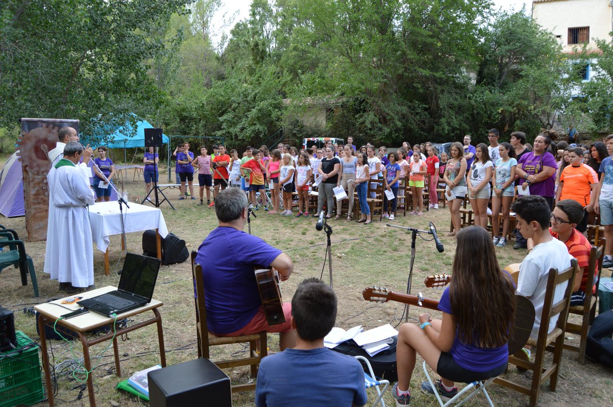 esjavierazagra's tweet photo. "A toda máquina", así fue nuestro primer día del #CDV15.
http://t.co/isPijqT3tk http://t.co/4PnfosJoX8