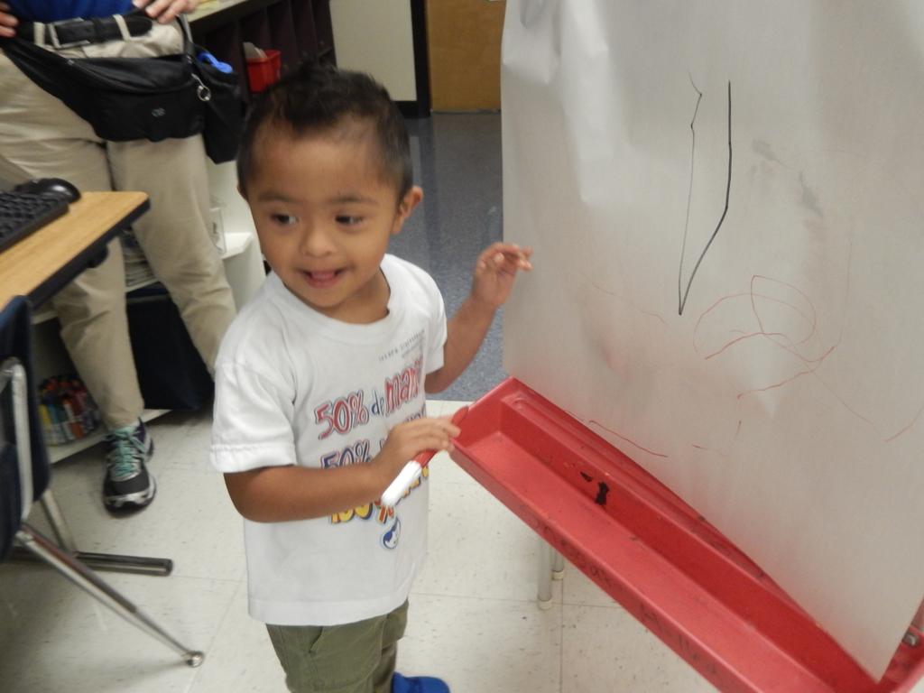 LShebat's tweet photo. FUN with writing letters, new adventures in Pre-k#justbeginning@K_5spedHES http://t.co/V3C99RjOEj