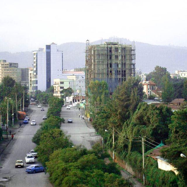 The gorgeous streets near Desalegn Hotel win our #muse of the day #streetsofAddis #lemlemd… ift.tt/1hjqiup