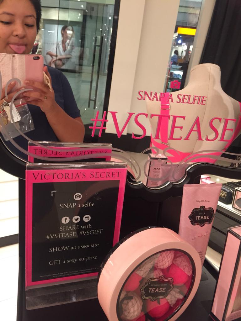3Hunnia__'s tweet photo. #vstease #vsgift http://t.co/Dfud87Eyhv