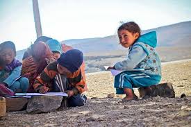 etudiants_Maroc's tweet photo. #PourMoiLaRentreeVeutDire aider les jeunes enfants défavorisés pour aller à l'école .. http://t.co/LNYjritm3L