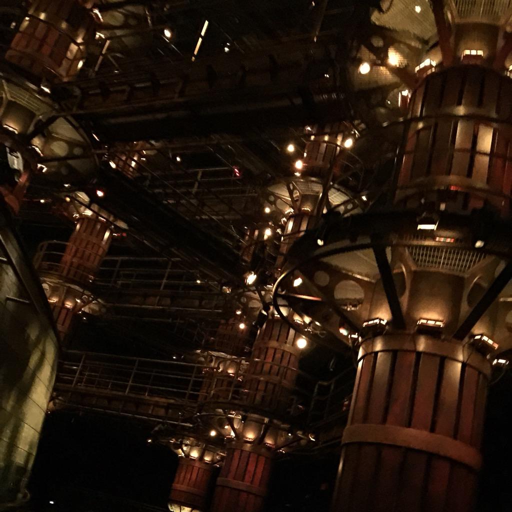betsyk1968's tweet photo. One shot at KÀ IN VEGAS. Brilliant http://t.co/liakB629r6