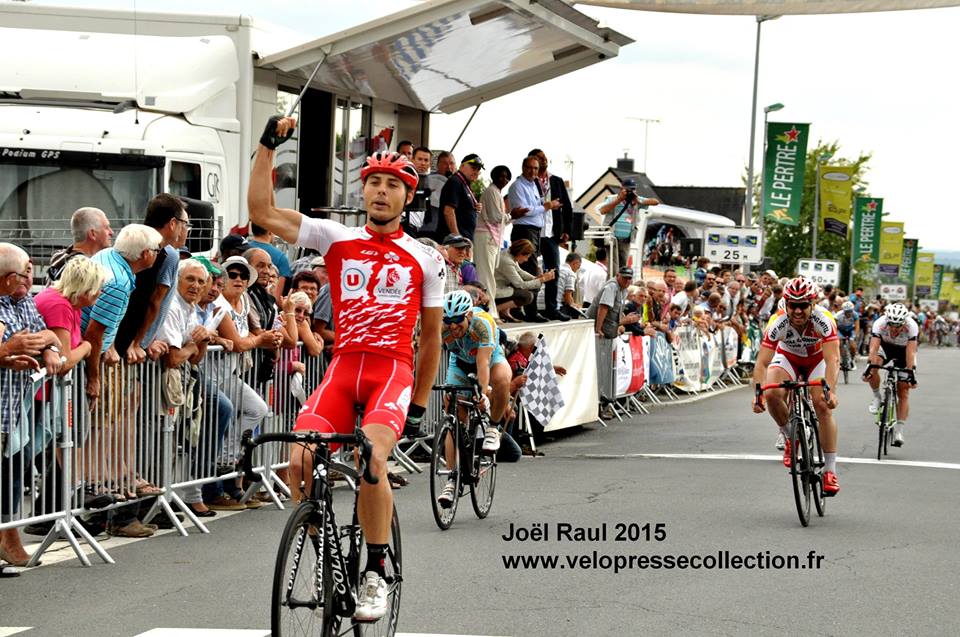 ollieman56's tweet photo. #2Provinces 1er @RomainCardis @Vendee_U 5ème et 1er U23 @HamishSchreurs @SojasunEspoir class.http://t.co/Ij3pLj6cEC http://t.co/XjCcJFt6wX