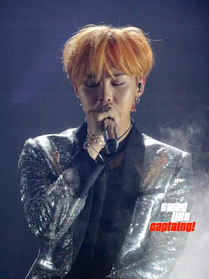 Happy birthday to th god of kpop, G DRAGON!! Have a great one and stay healthy      