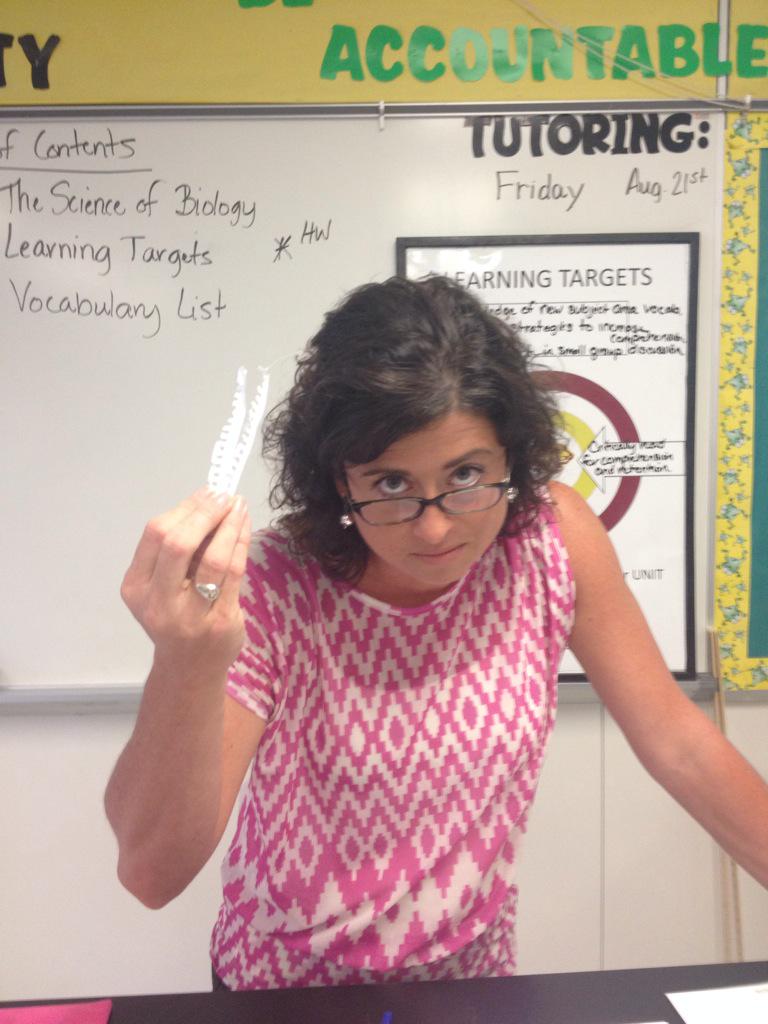 13KiyaSoccer's tweet photo. NO PAPER POOP #AdvBio #HonBio #Bio @averettbiology http://t.co/t49db1E0kh