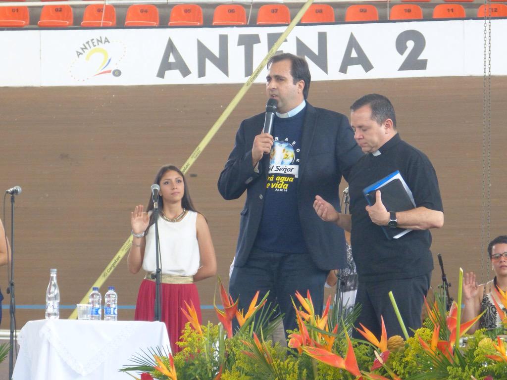 RodolfoLondono's tweet photo. Seguimos #modoENIAA #DiosEnCali http://t.co/saPm05JBQH
