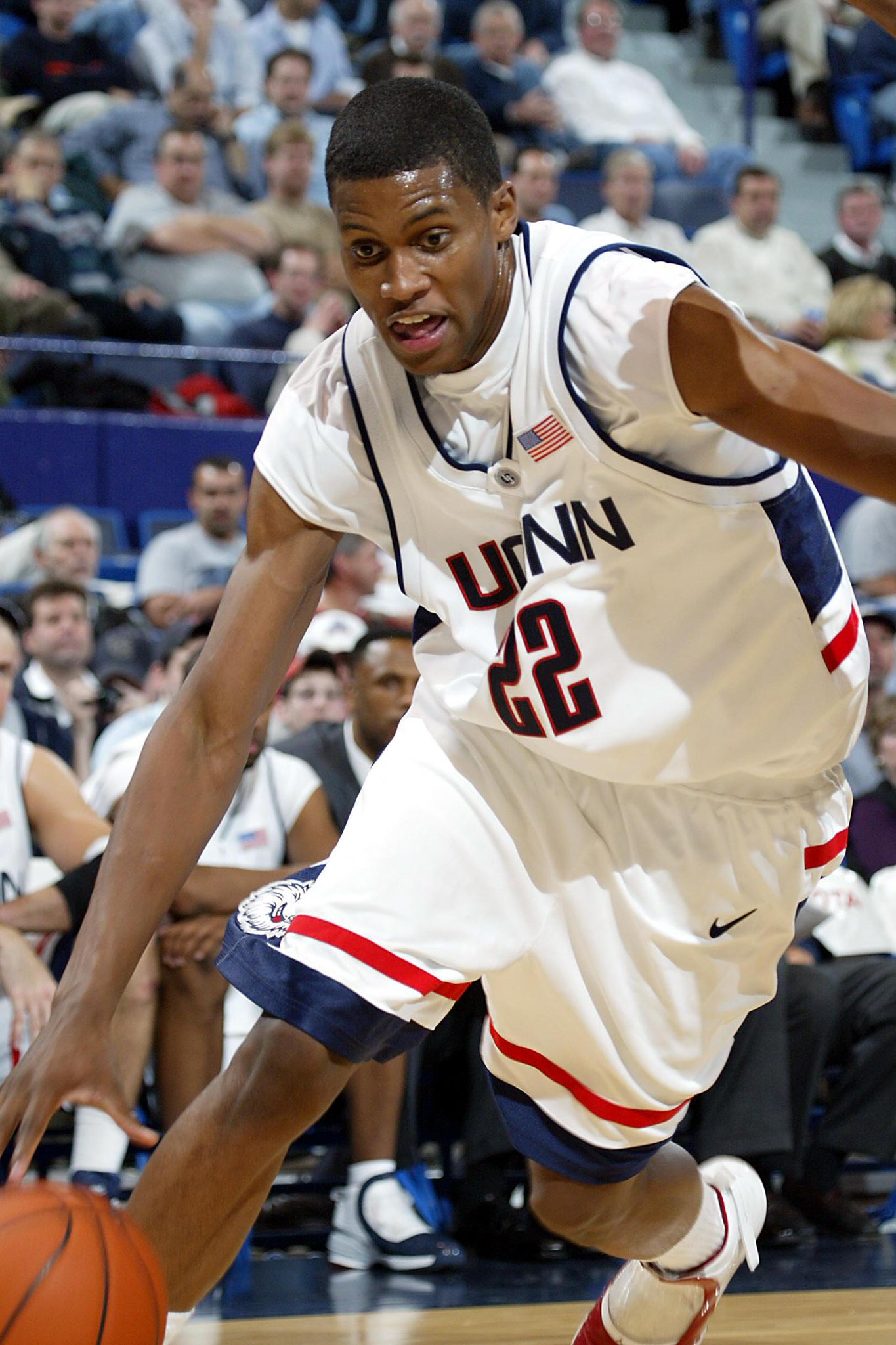 REmessage to wish a Happy Birthday to a great UConn Basketball player, Rudy Gay!  