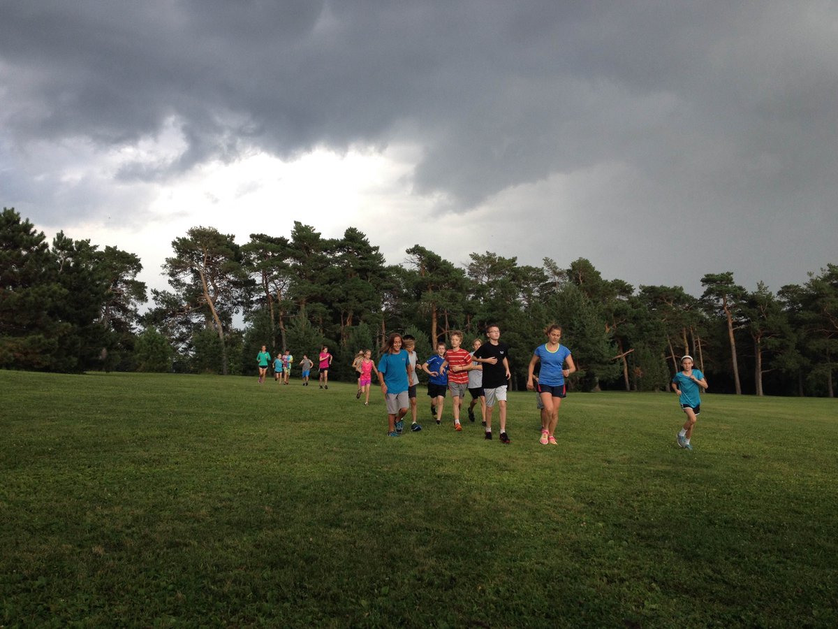 CityXC's tweet image. Your kids will have a BLAST in #TCTC Kid City XC | Register today: goo.gl/DUUsK1 | Practice starts TOMORROW!