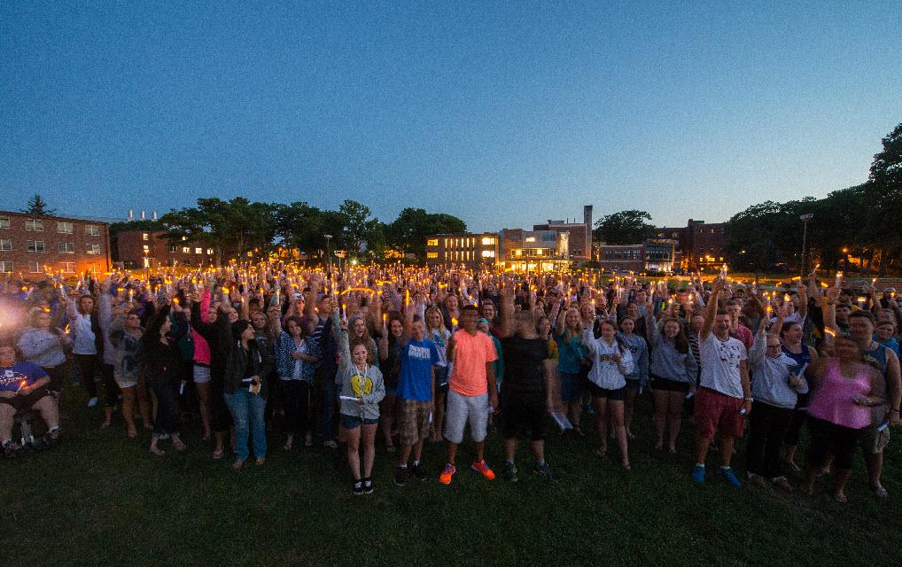 unetweets's tweet photo. Who's ready for a little #FirstNight #UNE19? Soon! #UNEOrientation @UNE_Housing @GetInvovledUNE #UNE http://t.co/PAHCUCJHUW