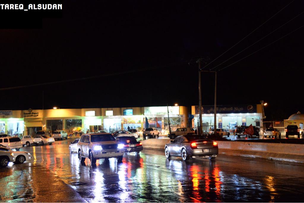 ياجبال أستانسي وأرعدي ياسحب لأبها
ثـم جودي يـاسحايـب على بـاقي عسيـر

#تصويري #ابها #عسير #السوده #السعوديه