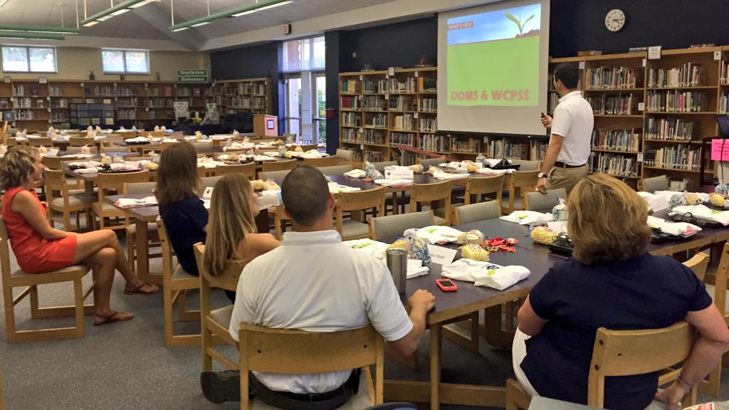 DavisDriveMS's tweet image. The calm before the storm :) Our admin team preps b4 our staff kickoff! #chartingourcourse #DriveFwd