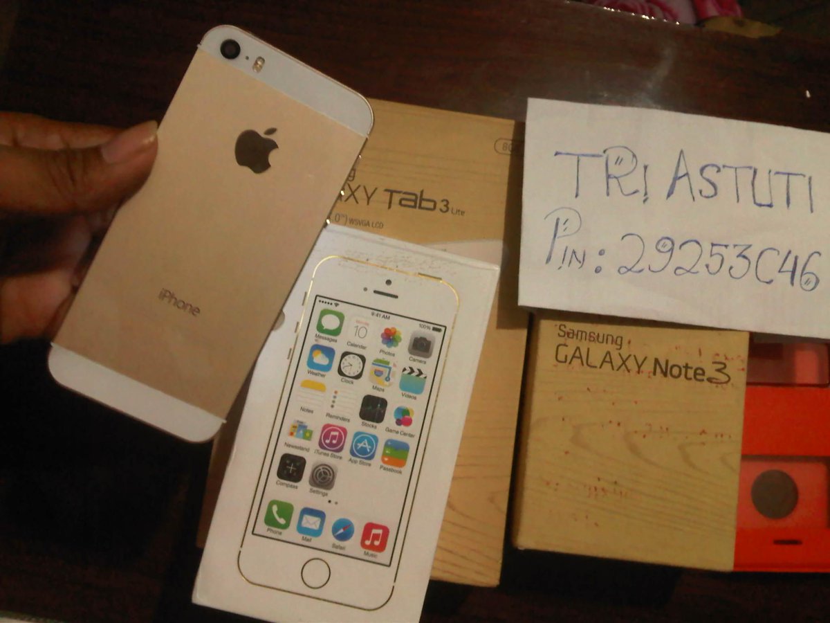 MEDIAshop_'s tweet photo. ◀▬ PROMO CUCI GUDANG -►STOCK TERBATAS iphone 5s Rp 1,7jt PIN:29253C46 Follow ☞@MEDIAshop_ http://t.co/9fFRf8a3TR