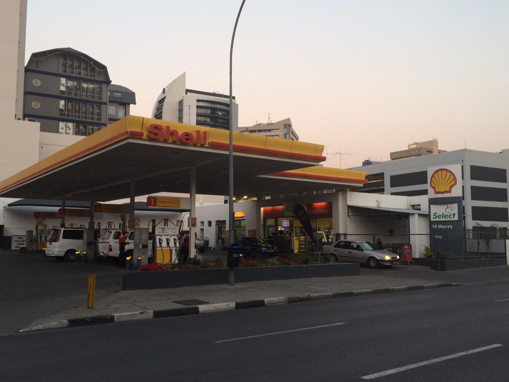 MoFayaNamibia's tweet photo. Now available at TAL VALLEY SHELL Across WERNHILL PARK.
#mofayaPremiumENERGYDRINK #AfricanGoinINTERNATIONAL http://t.co/hcyjKVzm4z