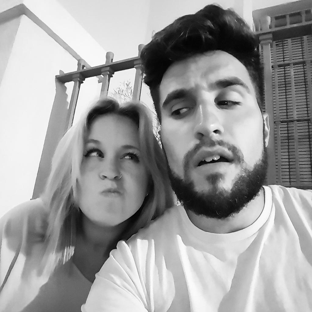 Jeniferdealba's tweet photo. H E L L O ! 💜 #19 #Mibarbas #Miguapo #Teailoviu http://t.co/RFTp2LSGEJ