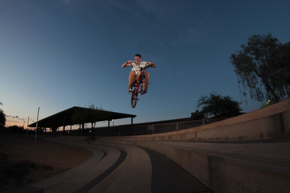 freedbikes's tweet photo. @riverwaldren with a burly half cab! #Freedbikes http://t.co/B9rbUEyTak
