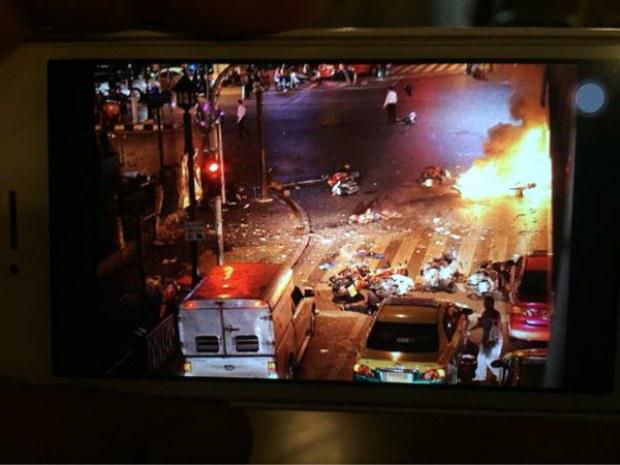 VTVcanal8's tweet image. #EnVideo | Publican el momento exacto del atentado explosivo en Tailandia que dejó 19 muertos goo.gl/dmLqjX