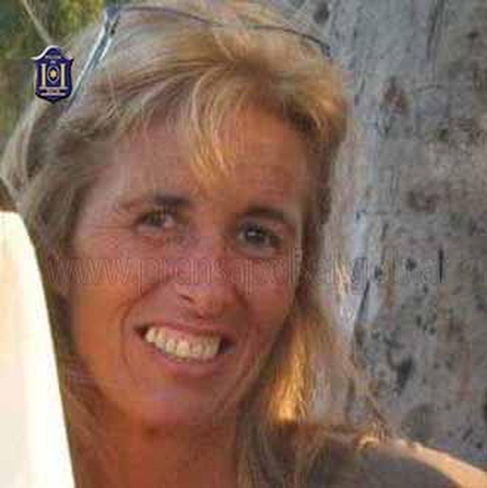 #Salta Buscan a Gloria Astigueta, de 54 años <a href="/buscarpersonas/">Buscar Personas</a> <a href="/HambreCero/">Juan Carr</a> <a href="/banderablancaMC/">MISSING CHILDREN ARGENTINA</a> bit.ly/1JnfJTa