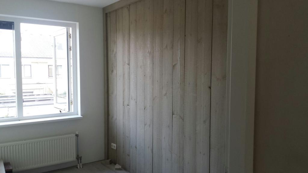 Mooi project weer van SteigerhoutVoordeel. Wand op kinderkamer een robuuste uitstraling gegeven. #maatwerk