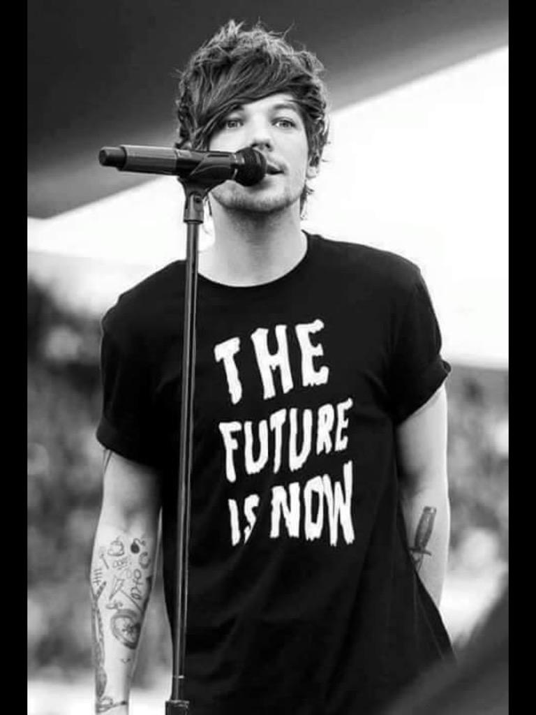 WorldNotes1D's tweet photo. Rt si tu debilidad es Louis 💚
#WN #MTVHottest One Direction http://t.co/xFdOEGlp2M