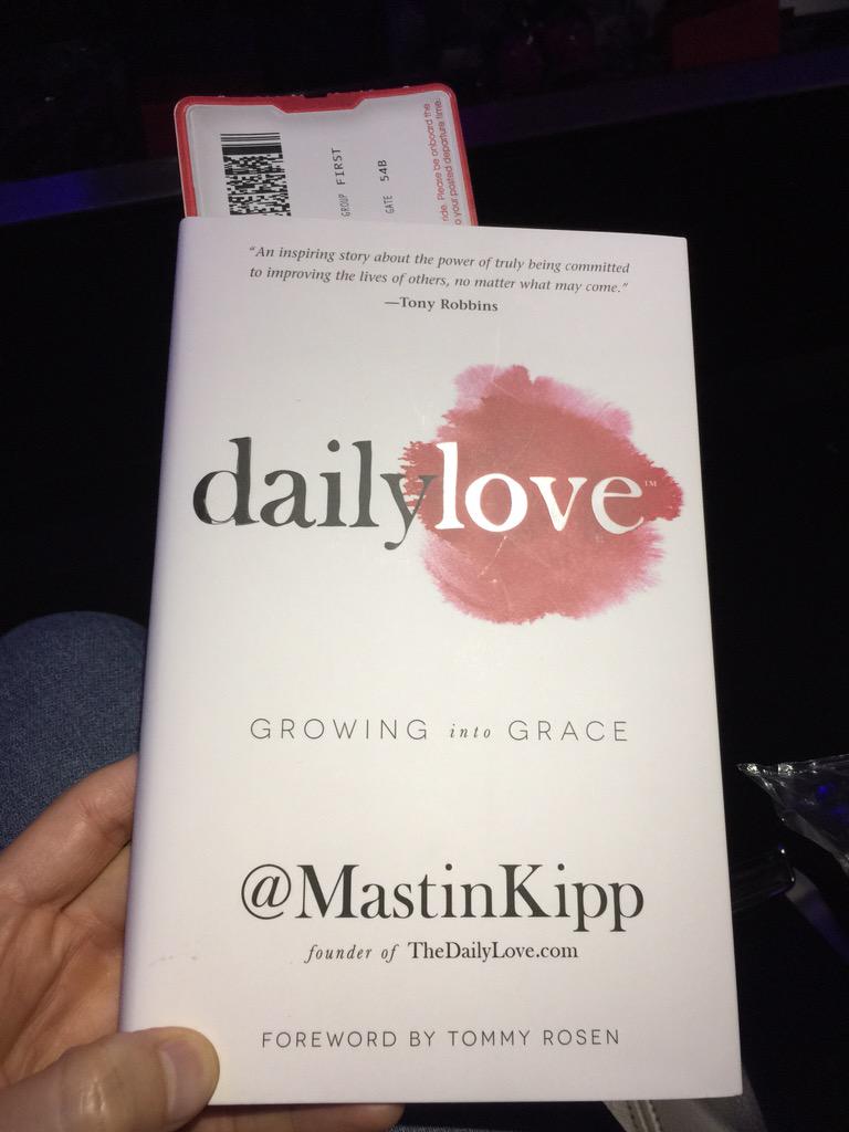 dermaDMC's tweet photo. Fantastic new travel reading material. @TheDailyLove #followyourbliss http://t.co/AexuXJUp5U